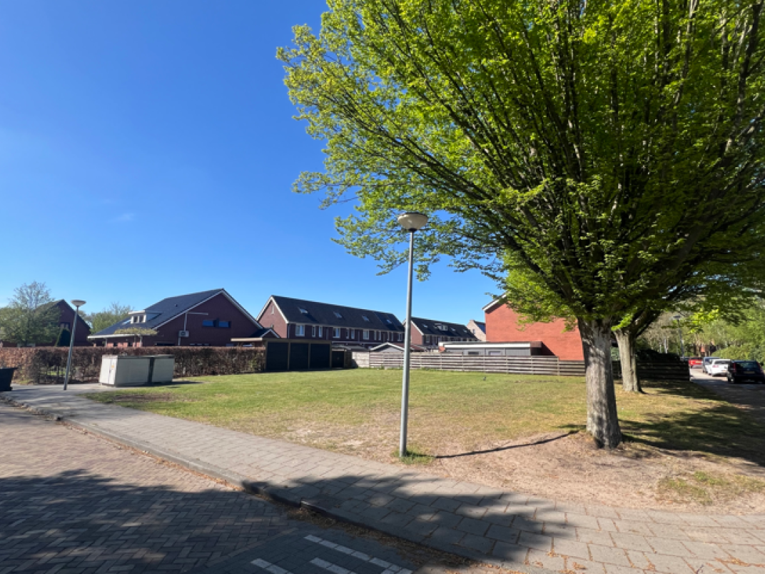 Kavel vooraanzicht hoek vogelheem buizerdlaan